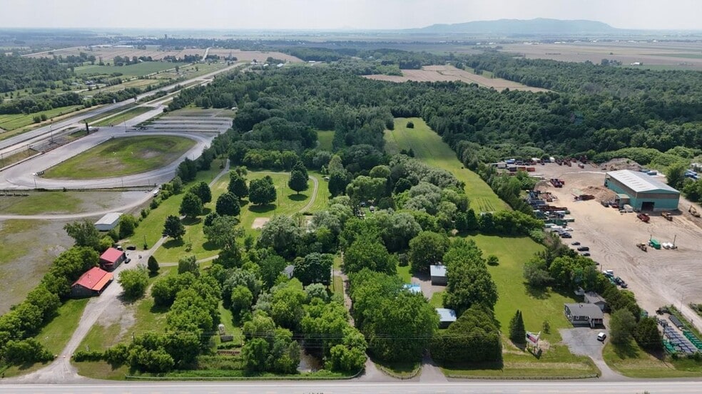 782 Grand Rang Saint-François, Saint-pie, QC à vendre - Aérien – Image 1 sur 6