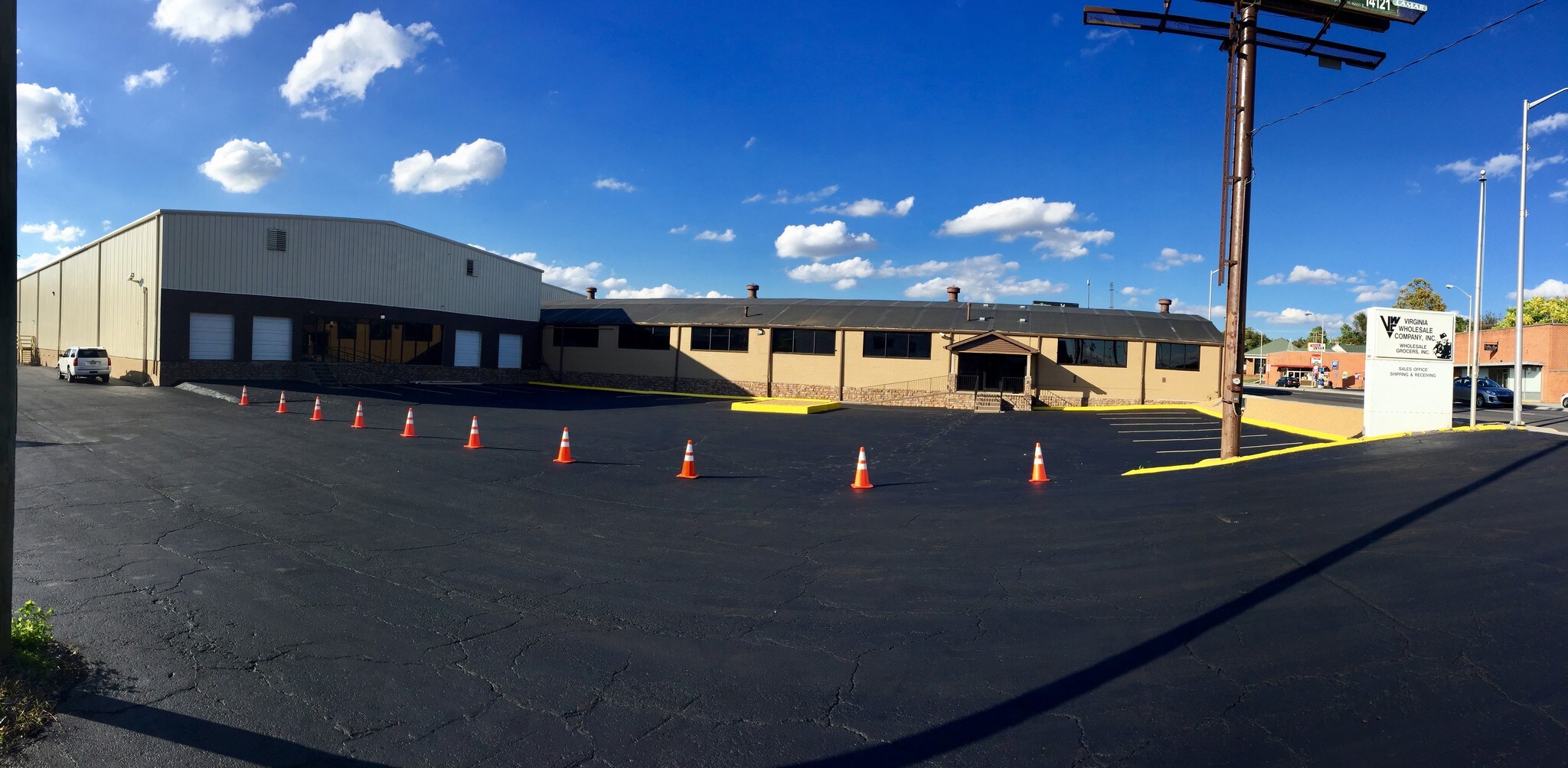 250 Commonwealth Ave, Bristol, VA à louer Photo principale– Image 1 sur 32