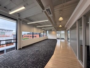 3015 Main St, Santa Monica, CA à louer Photo intérieure– Image 2 sur 11