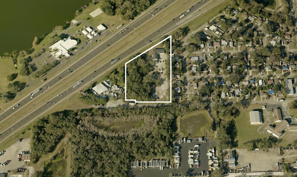 6920 E Chelsea St, Tampa, FL à louer - Photo principale – Image 1 sur 4