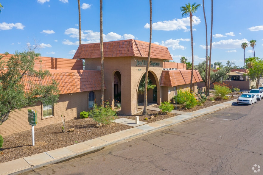 1801 S Jentilly Ln, Tempe, AZ à vendre - Photo principale – Image 1 sur 10