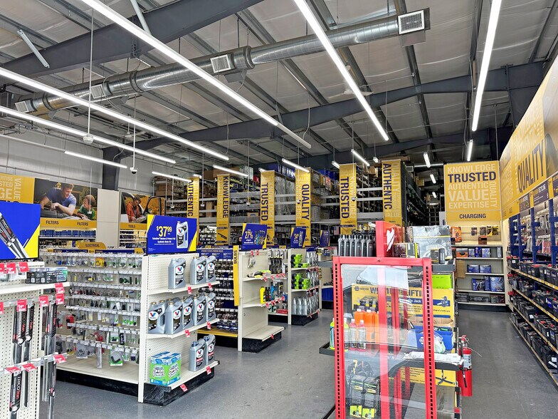 232 Main St, East Waterboro, ME à vendre - Photo intérieure – Image 2 sur 2