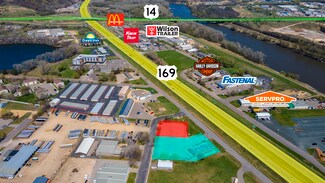 Plus de détails pour 1123 Range St, North Mankato, MN - Local commercial à vendre