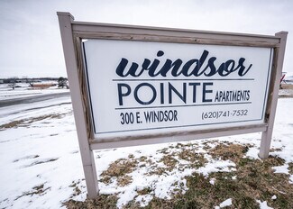Plus de détails pour 300 E Windsor, Arkansas City, KS - Logement à vendre