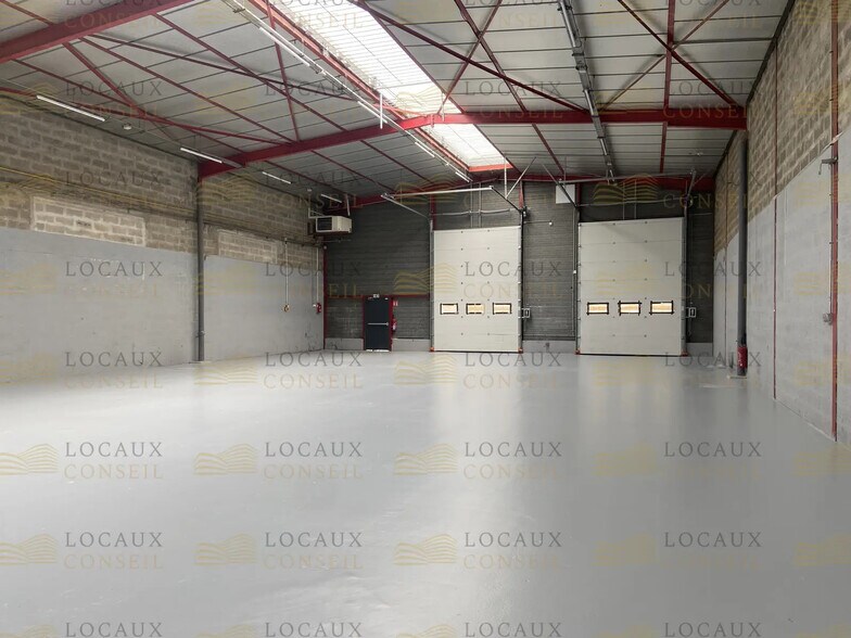 14 Rue Des Oziers, SAINT-OUEN-L'AUMONE à louer - Photo de l’immeuble – Image 1 sur 7