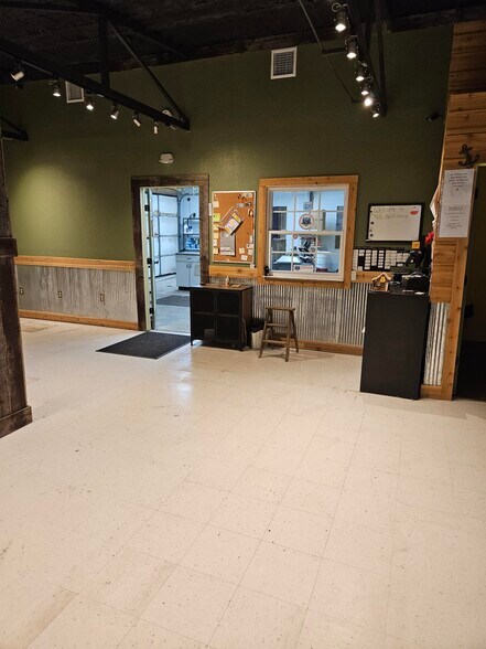 291 W Broadway Ave, Langley, OK à vendre - Photo intérieure – Image 3 sur 7