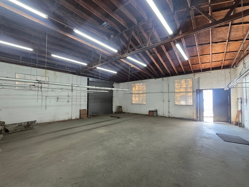 2231 Long Beach Ave, Los Angeles, CA à vendre Photo intérieure– Image 1 sur 2