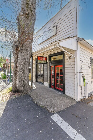 435 Main St, Murphys, CA à vendre - Photo de l’immeuble – Image 2 sur 47