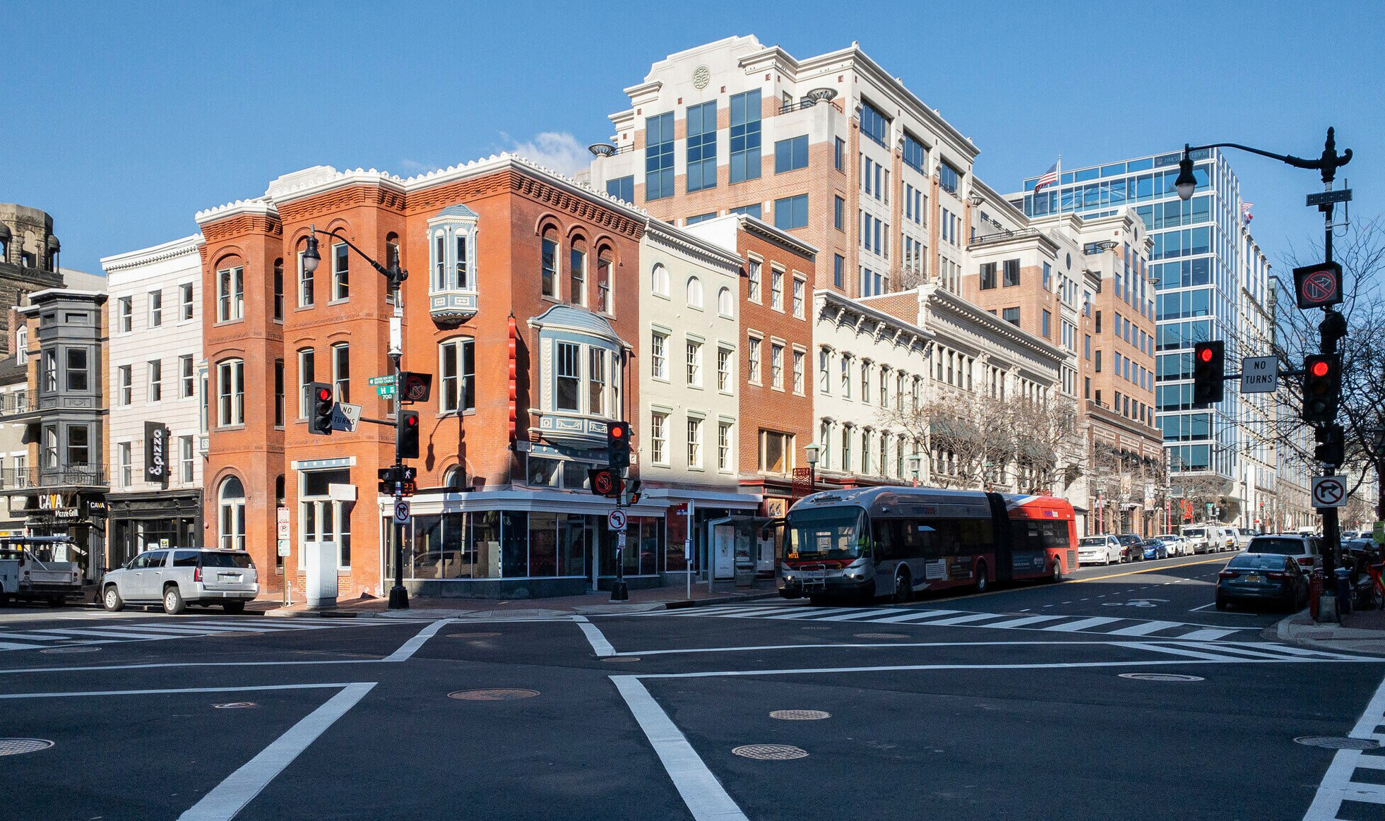 804-808 7th St NW, Washington, DC à louer Photo de l’immeuble– Image 1 sur 3