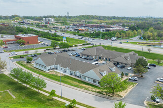 5703-5713 NW 64th Ter, Kansas City, MO - VUE AÉRIENNE  vue de carte