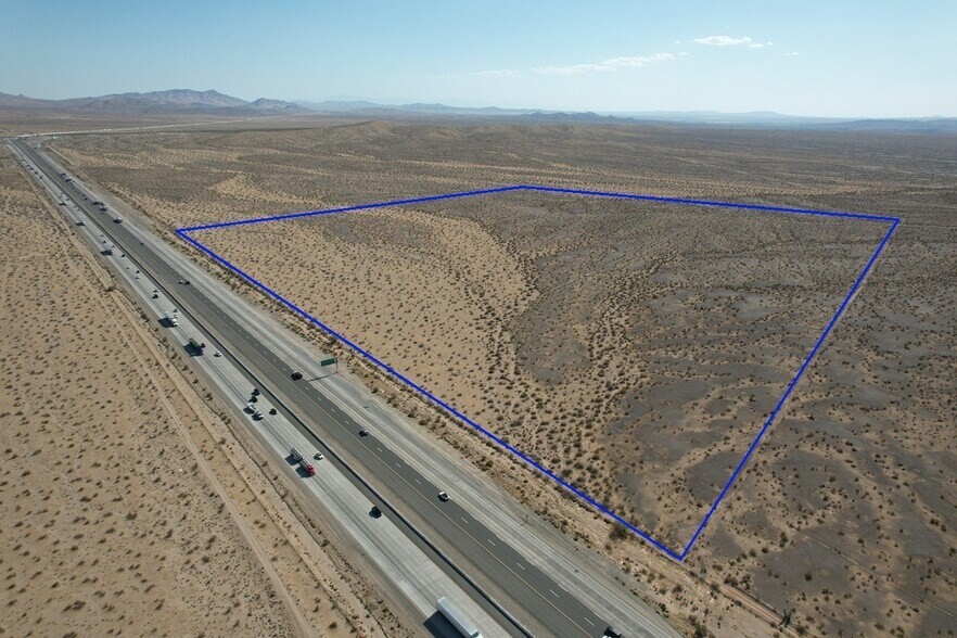 Terrain dans Barstow, CA à vendre - Photo de l’immeuble – Image 2 sur 8