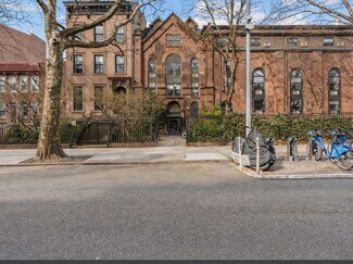 Plus de détails pour 450 Clinton St, Brooklyn, NY - Logement à vendre
