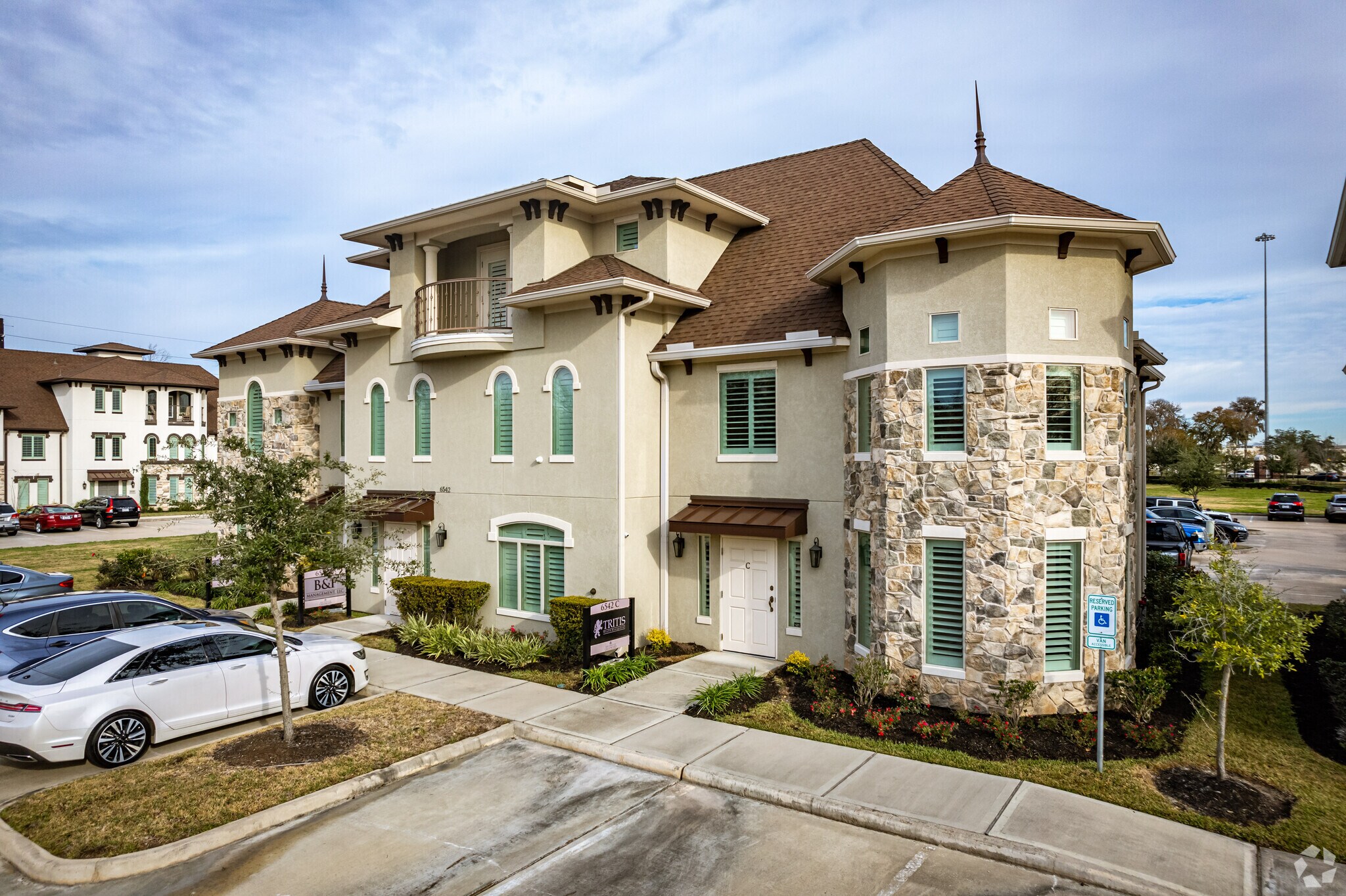 6542 Greatwood Pky, Sugar Land, TX à louer Photo principale– Image 1 sur 27