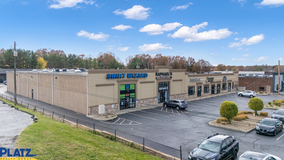 615 Boardman Canfield Rd, Youngstown, OH à louer - Photo principale – Image 1 sur 8