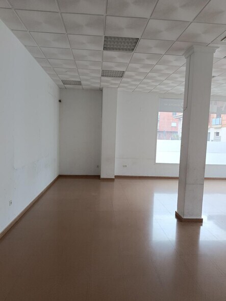 Local commercial dans Bullas, Murcia à louer - Photo de l’immeuble – Image 2 sur 9
