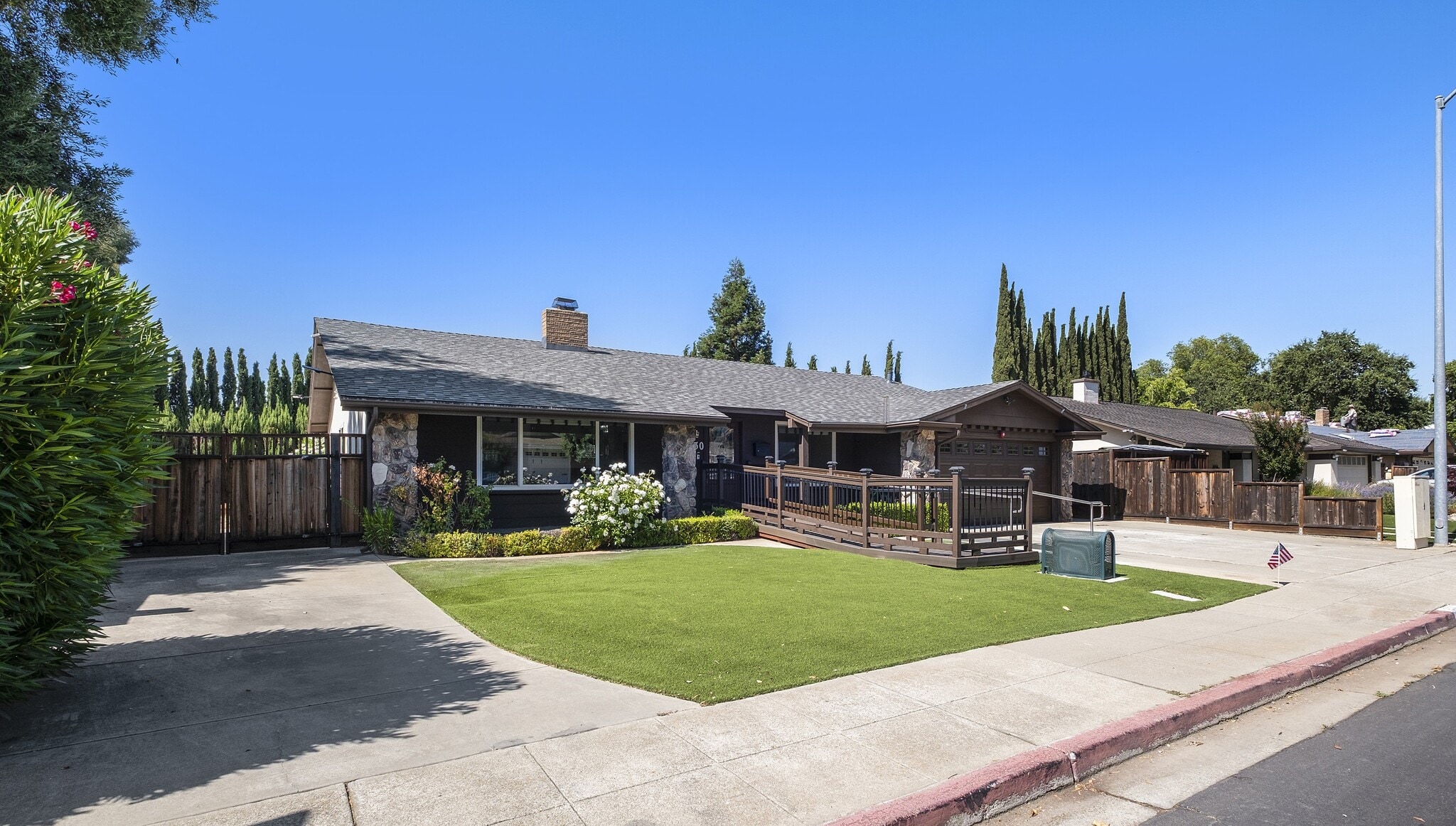 1230 Vancouver Way, Livermore, CA à vendre Photo principale– Image 1 sur 49