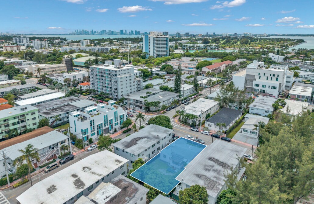 7711 Carlyle Ave, Miami Beach, FL à vendre Photo principale– Image 1 sur 8