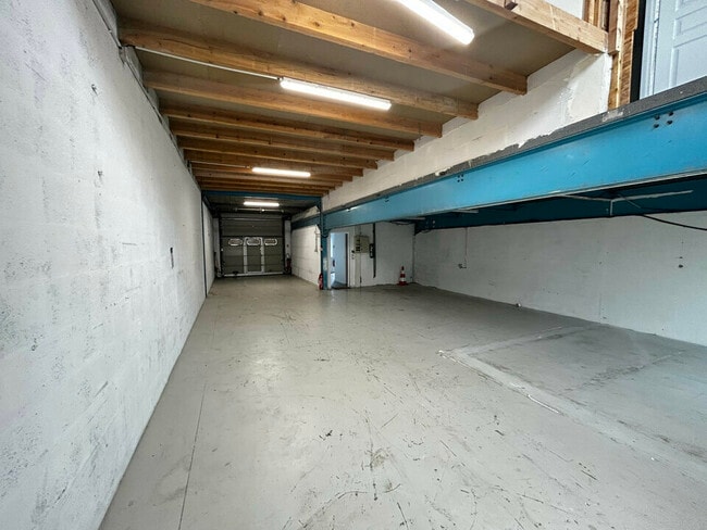 Plus de détails pour 6-8 Rue De La Closerie, Lisses - Industriel/Logistique à louer