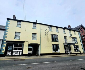 Plus de détails pour 15 West St, Rhayader - Local commercial à louer