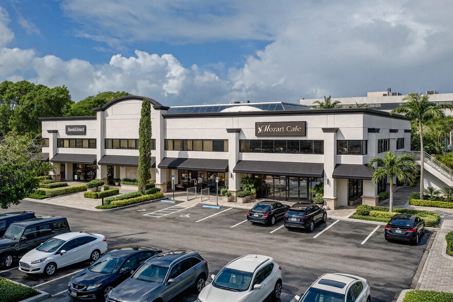 7100 W Camino Real, Boca Raton, FL à louer - Photo de l’immeuble – Image 2 sur 14