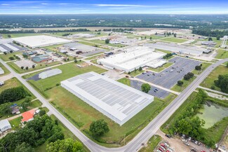 Plus de détails pour 1515 Cravens Rd, Poplar Bluff, MO - Industriel/Logistique à vendre