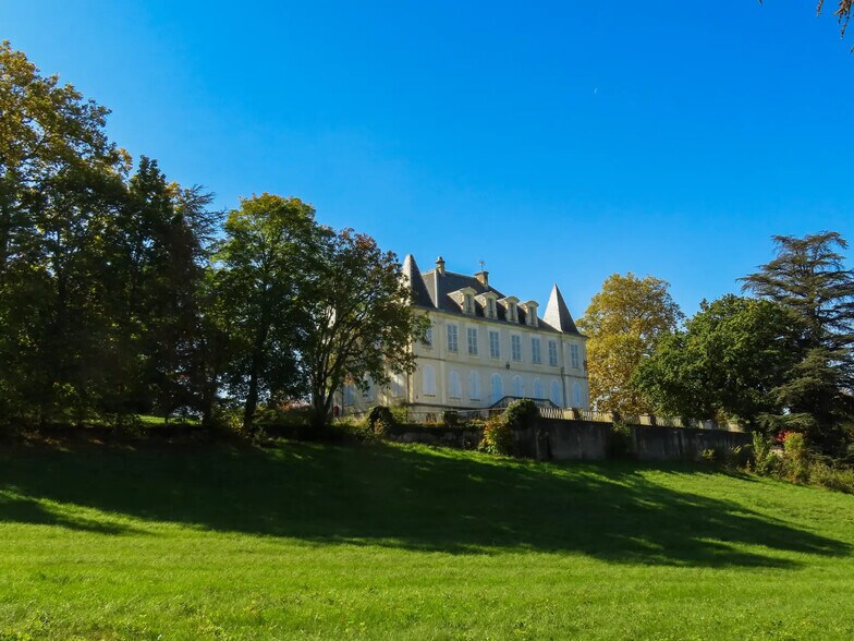 Bureau dans Fiac à vendre - Photo de l’immeuble – Image 2 sur 7
