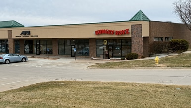 3000-3070 100th St, Urbandale, IA à louer Photo intérieure– Image 1 sur 5