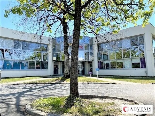 Bureau dans Mérignac à louer - Photo de l’immeuble – Image 1 sur 11