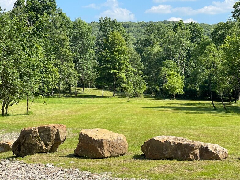 170 Renfrew Rd, Renfrew, PA à vendre - Photo de l’immeuble – Image 1 sur 9