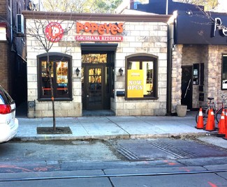 Plus de détails pour 1955 Queen St, Toronto, ON - Local commercial à louer