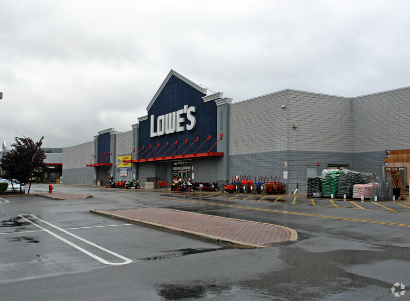 215 Mountain Ave, Hackettstown, NJ à louer - Photo de l’immeuble – Image 1 sur 6