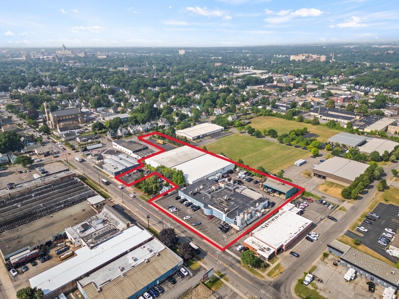 69 Seneca Ave, Rochester, NY à vendre - Photo de l’immeuble – Image 2 sur 19