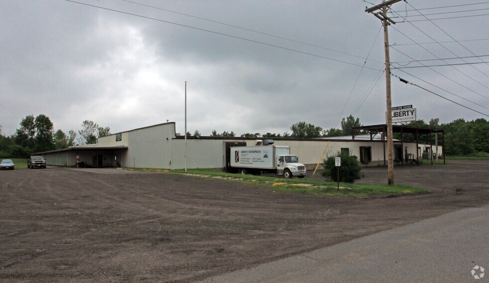 44-49 Venner Rd, Amsterdam, NY à louer - Photo de l’immeuble – Image 3 sur 13