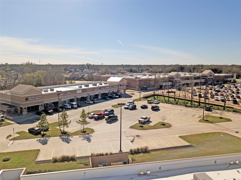 Oyster Creek& N Dixie Dr, Lake Jackson, TX à louer - Photo de l’immeuble – Image 3 sur 6