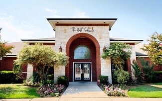 Plus de détails pour 1100 Turner Warnell Rd, Arlington, TX - Local commercial à louer