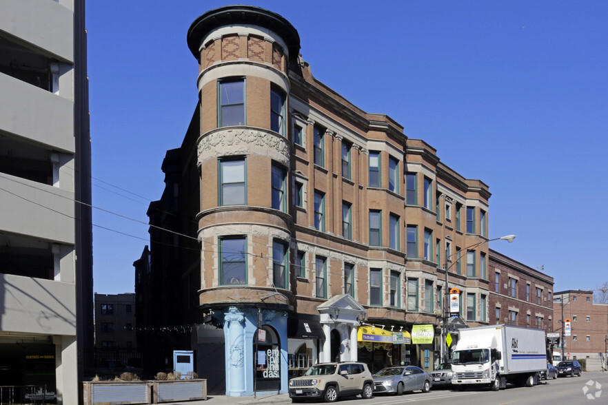 2848-2856 N Clark St, Chicago, IL à louer - Photo principale – Image 1 sur 9