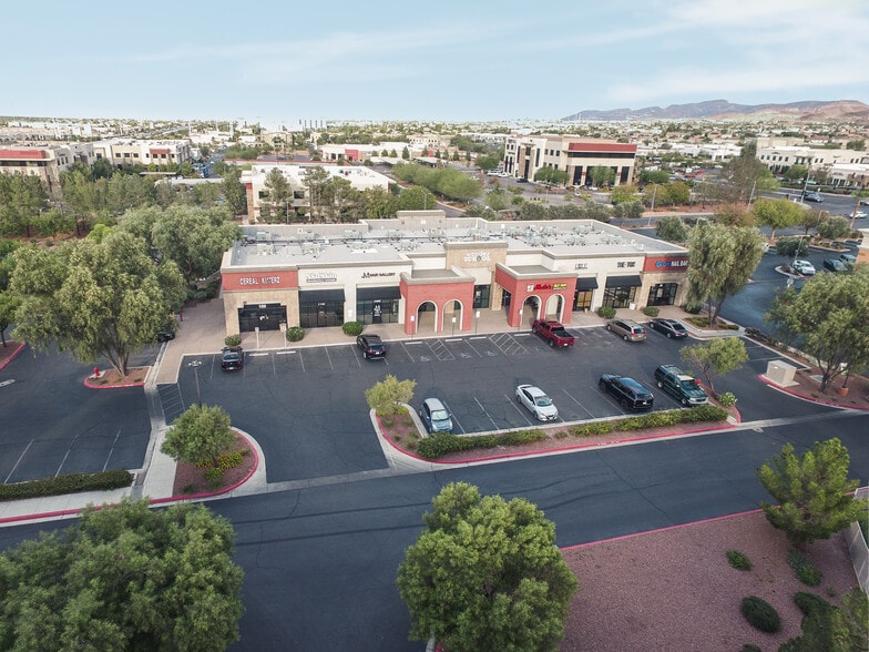 3255 St Rose Pky, Henderson, NV à louer - Photo de l’immeuble – Image 3 sur 7