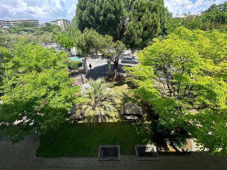 467 Avenue Du Prado, Marseille à louer - Photo de l’immeuble – Image 3 sur 12
