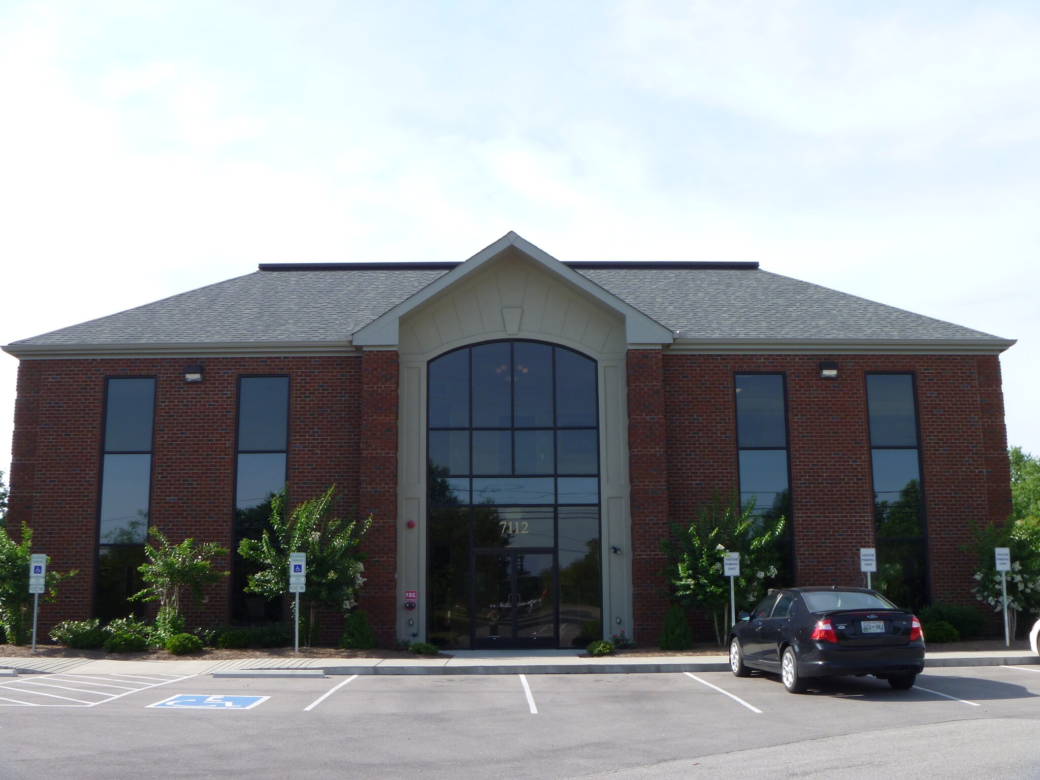 7112 Crossroads Blvd, Brentwood, TN à louer Photo de l’immeuble– Image 1 sur 17