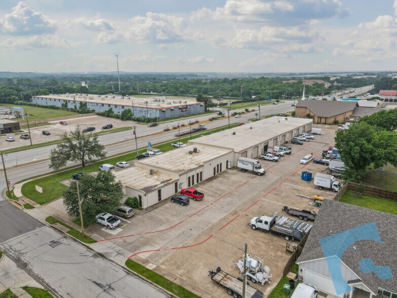 732-750 W Hurst Blvd, Hurst, TX à vendre - Aérien – Image 1 sur 13