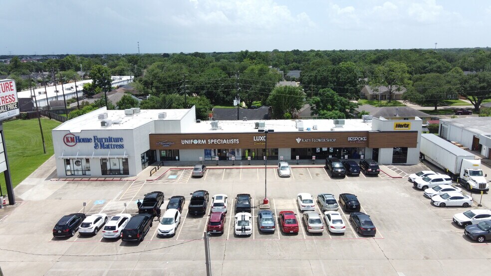 22121-22147 Katy Fwy, Katy, TX à louer - Photo de l’immeuble – Image 2 sur 5