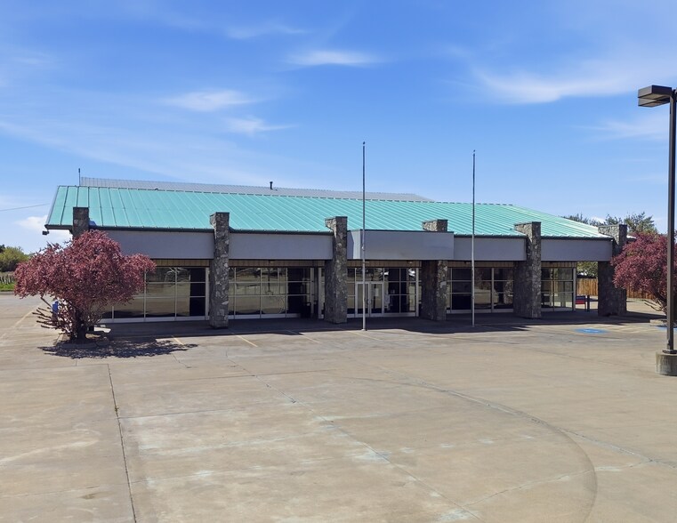 491 Airbase Rd, Mountain Home, ID à louer - Photo de l’immeuble – Image 2 sur 5