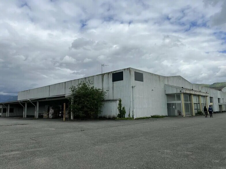 Local d'activités dans SAINT-SAUVEUR à vendre - Photo principale – Image 1 sur 1