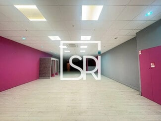 Plus de détails pour Local commercial à louer