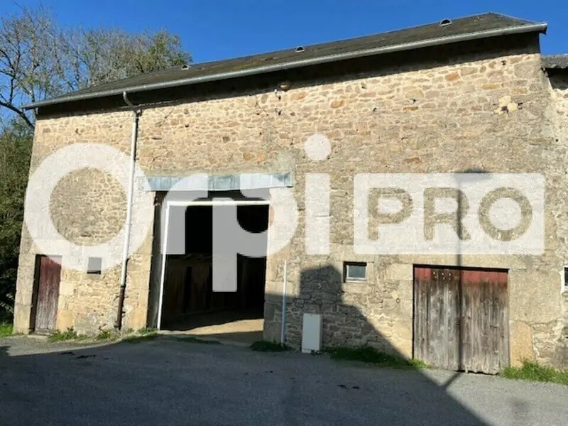 Industriel/Logistique dans Bessines-sur-Gartempe à louer Photo de l’immeuble– Image 1 sur 7