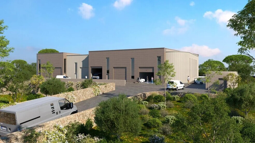 Local d'activités dans SAINT-GEORGES-D'ORQUES à vendre - Photo de l’immeuble – Image 1 sur 8