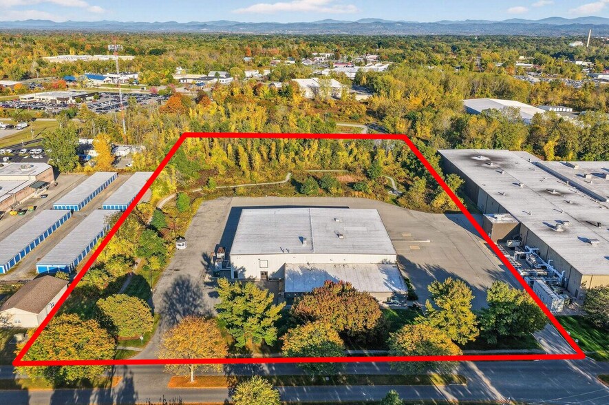 8 Glens Falls Tech Park, Glens Falls, NY à vendre - Photo de l’immeuble – Image 2 sur 17