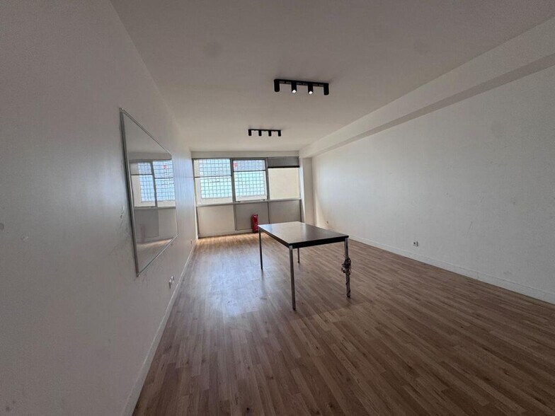 Bureau dans Bagnolet à vendre - Photo intérieure – Image 3 sur 9