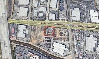Plus de détails pour East 6th Street, Corona, CA - Terrain à louer