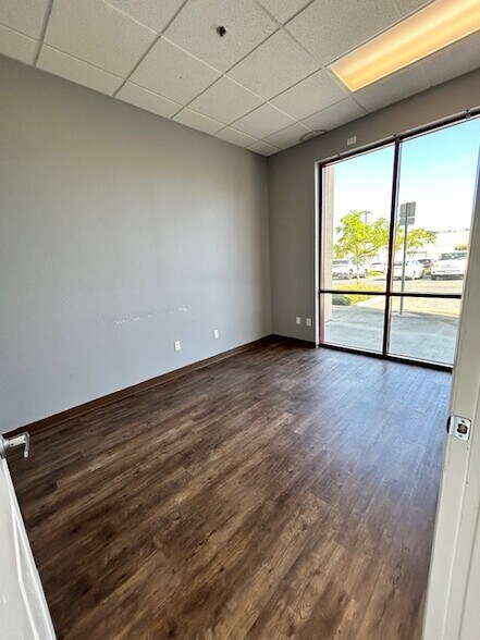 4470 Yankee Hill Rd, Rocklin, CA à louer - Photo de l’immeuble – Image 3 sur 16